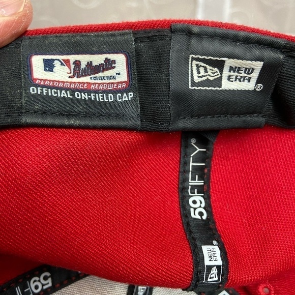 Cincinnati Reds Fitted Cap, 7-3/8 - Picture 9 of 11